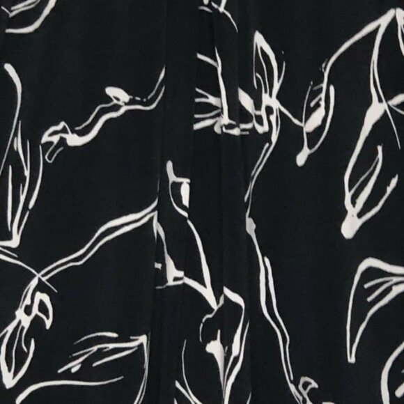 Karl Langerfeld Paris Peephole Back Black Floral Blouse Size L - Picture 2 of 5